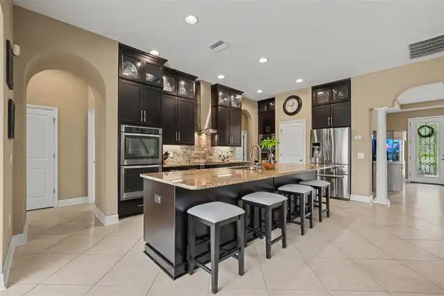 Listing Photo 19