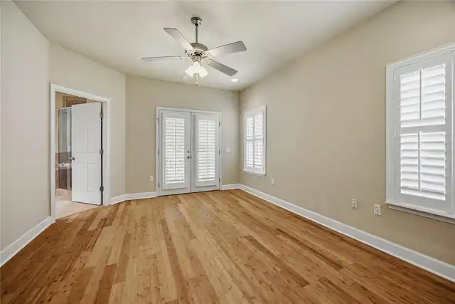 Listing Photo 33