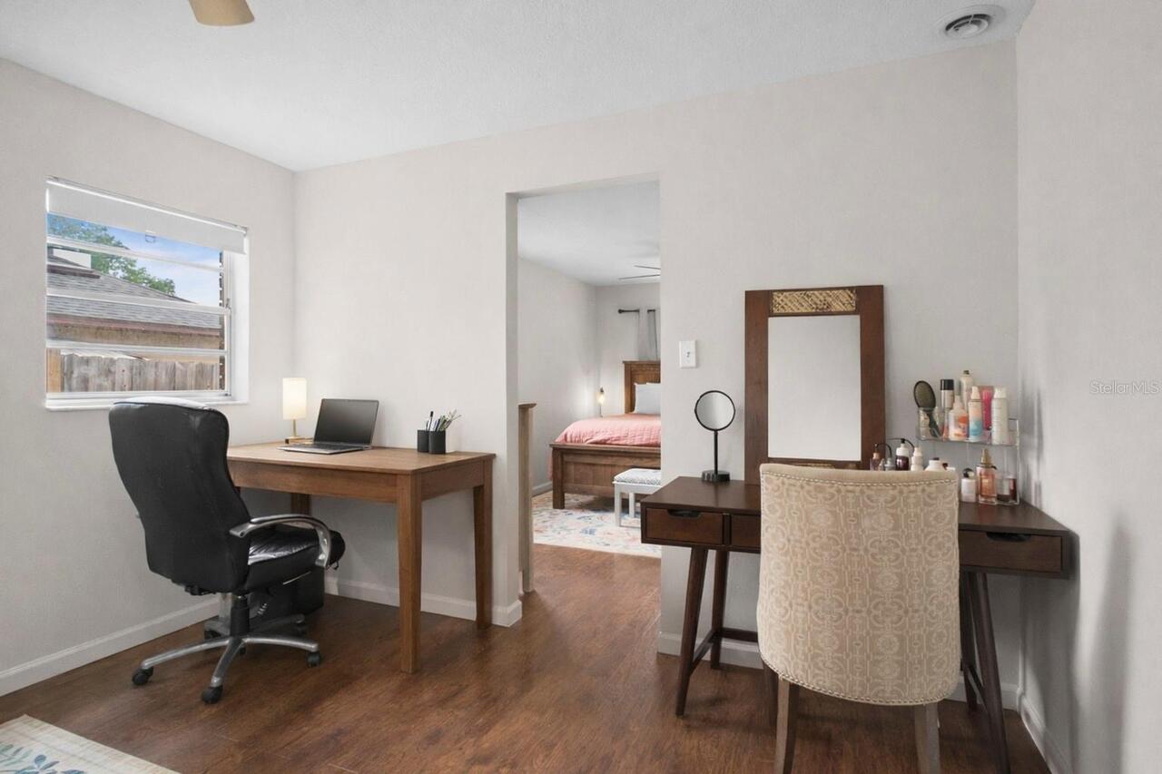 Listing Photo 11