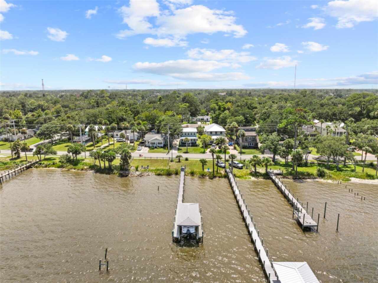 Holly Hill Real Estate