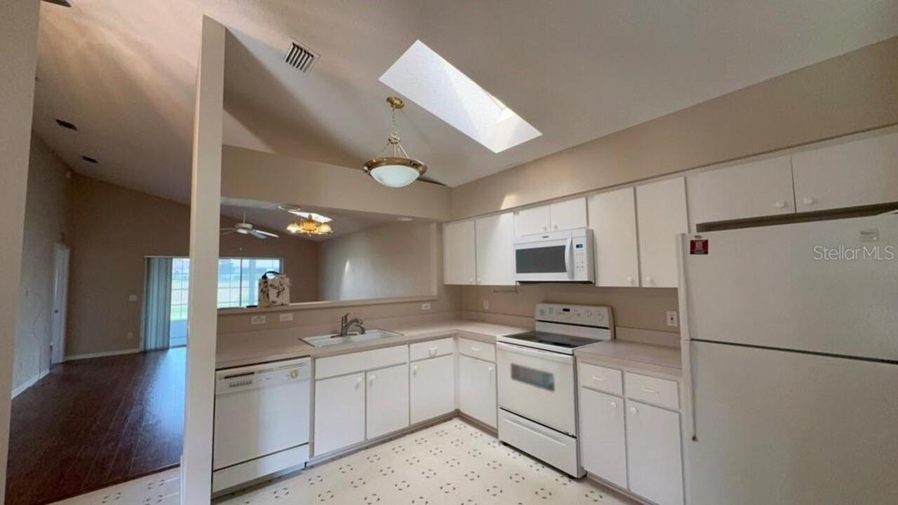 Listing Photo 7