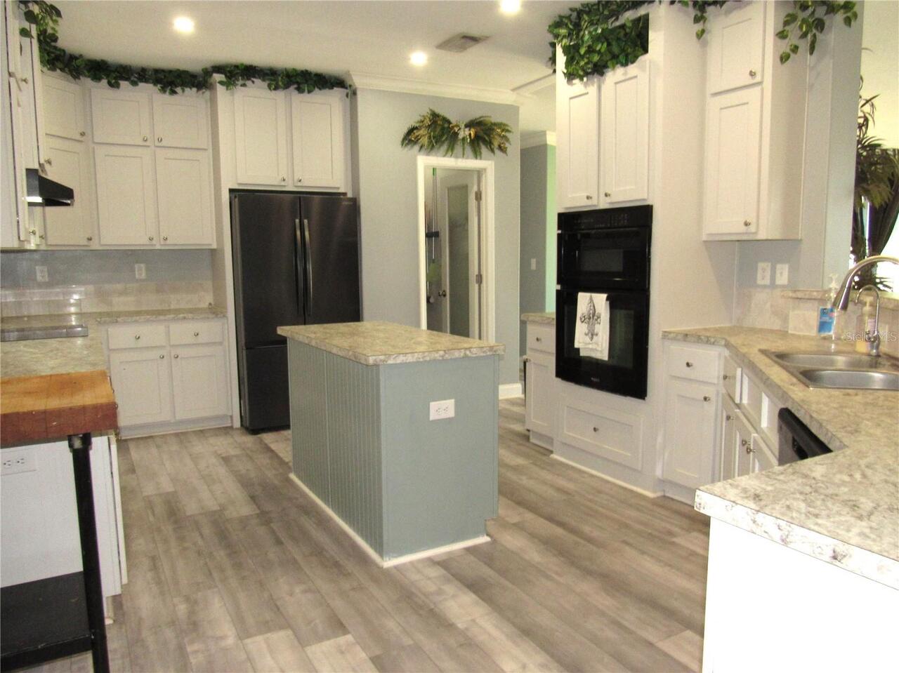 Listing Photo 19