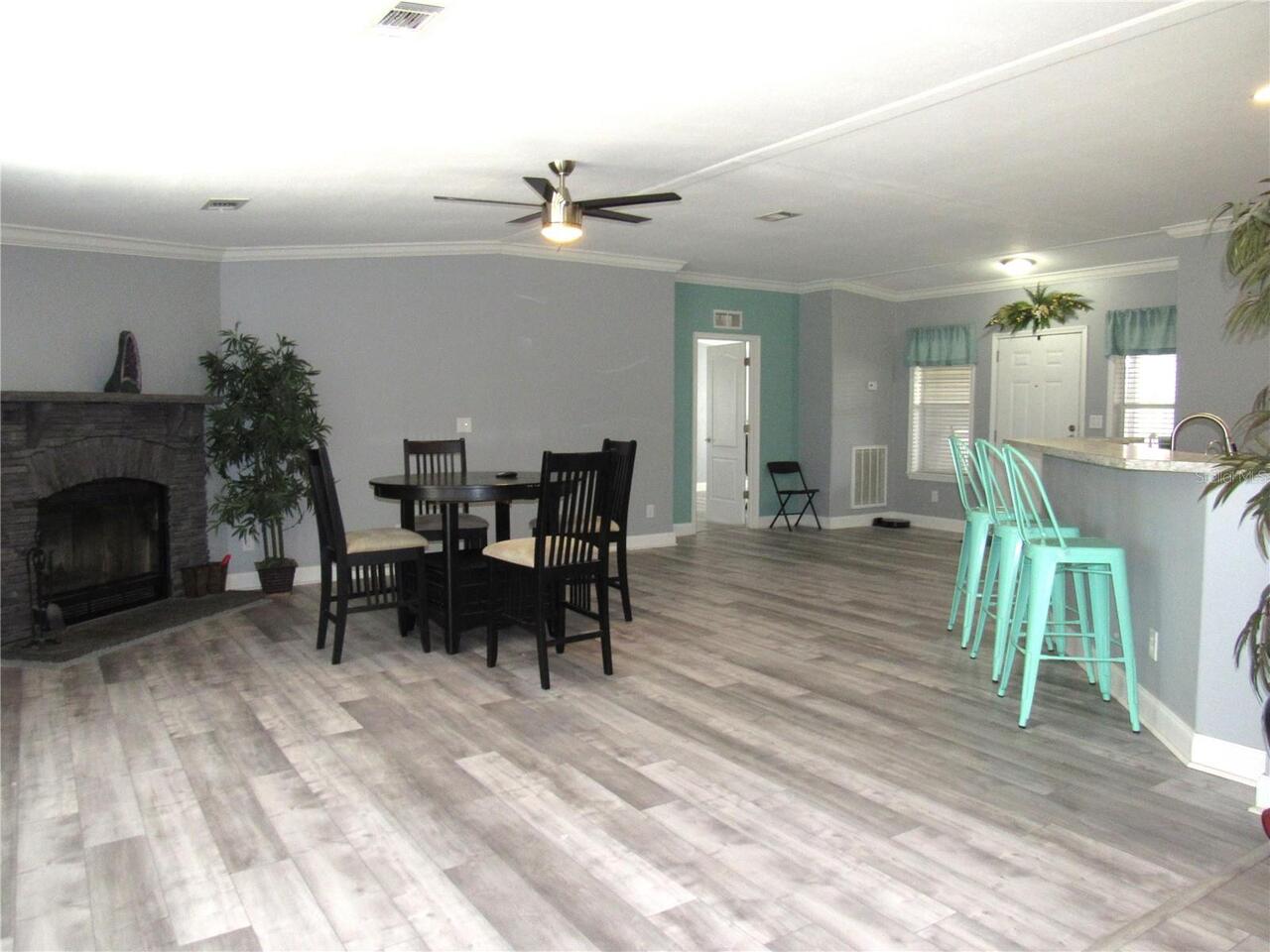 Listing Photo 14