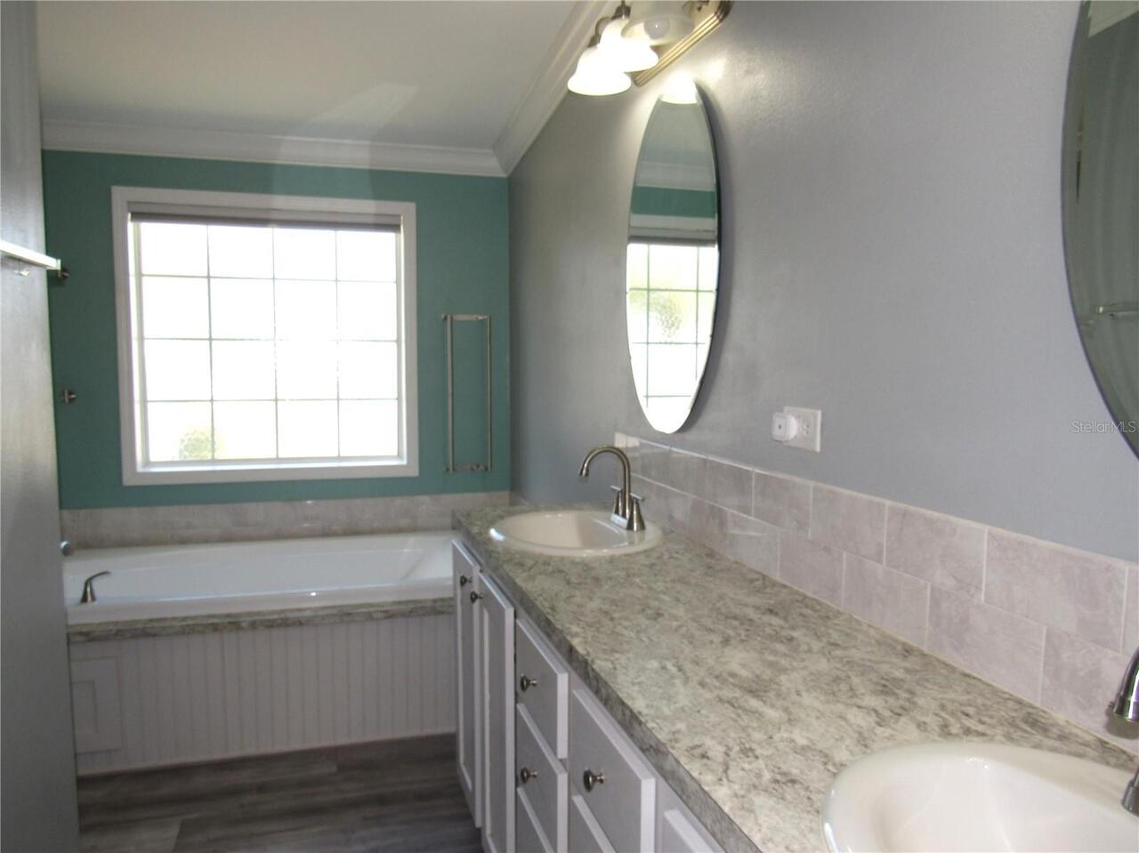 Listing Photo 28
