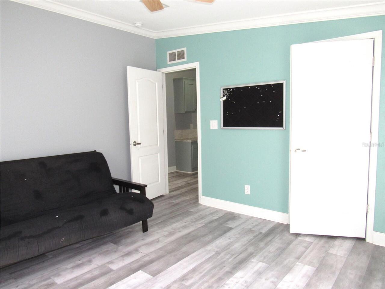 Listing Photo 33