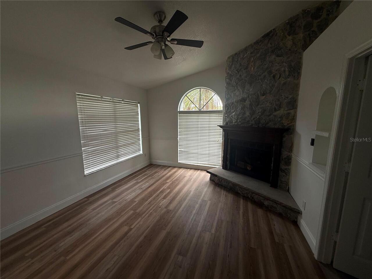 Listing Photo 7