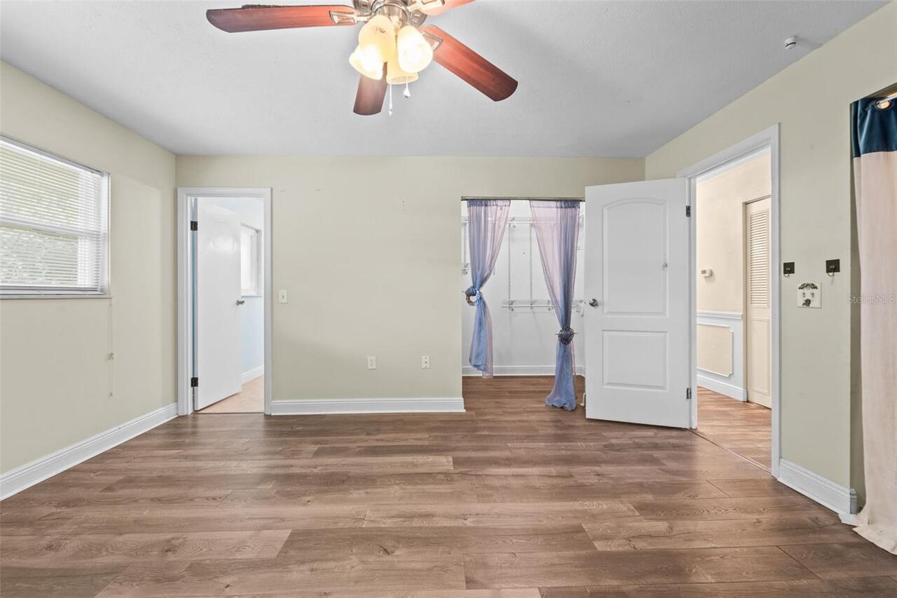 Listing Photo 33
