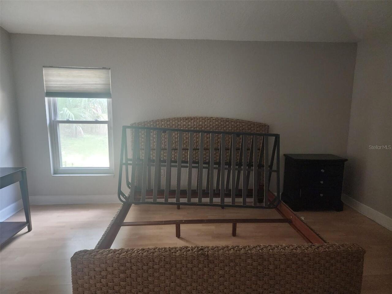 Listing Photo 8