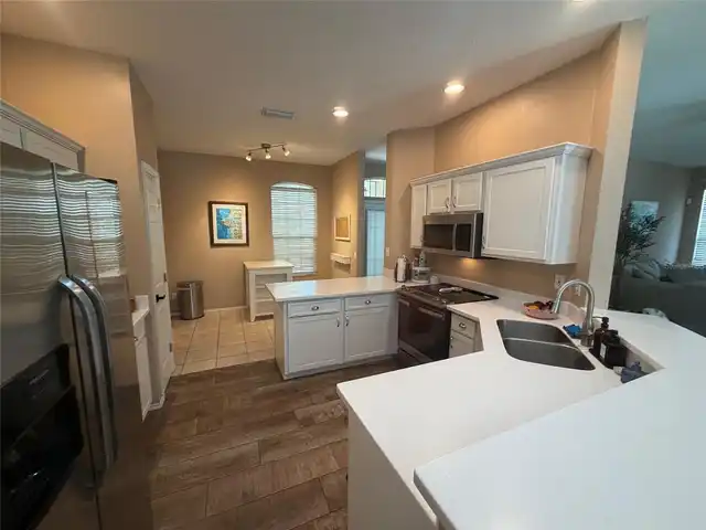 Listing Photo 14