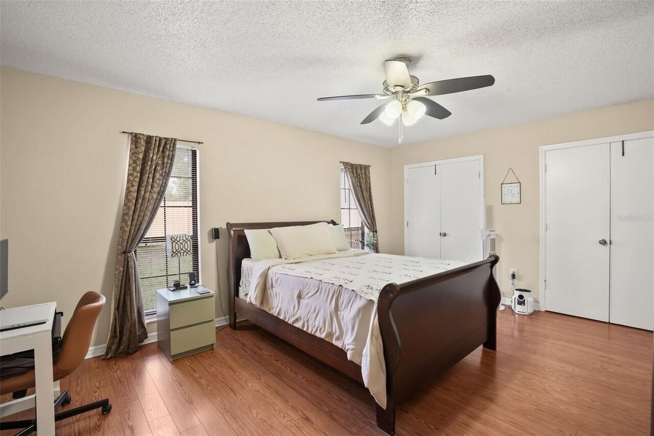 Listing Photo 9