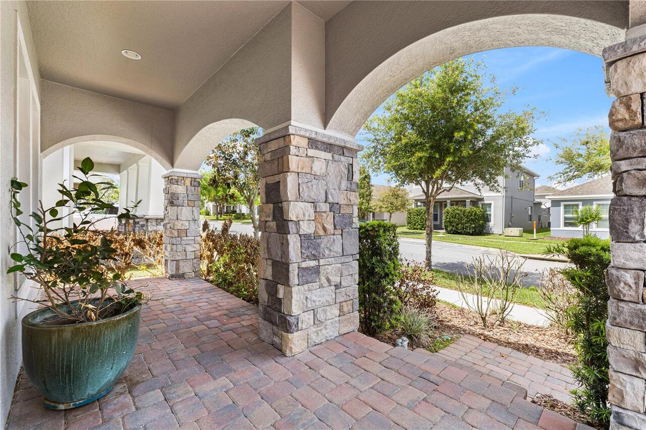 Listing Photo 8