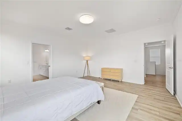 Listing Photo 42