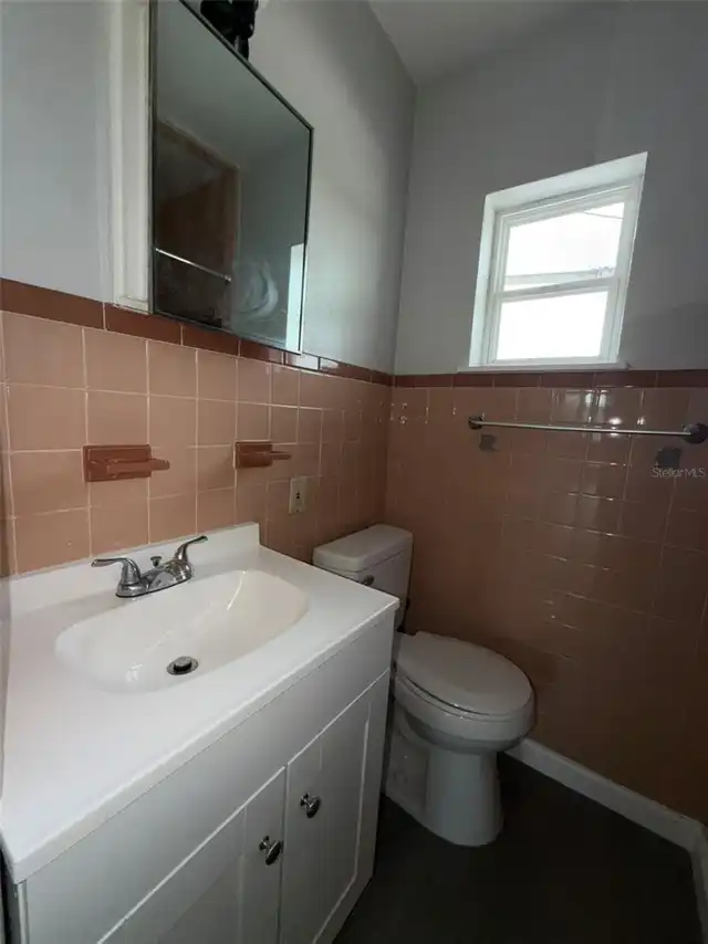 Listing Photo 9