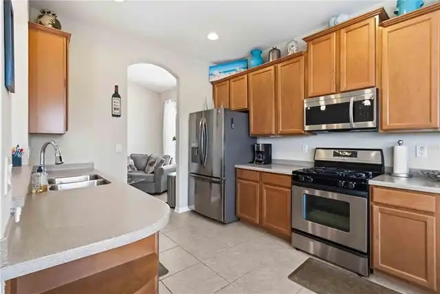Listing Photo 10