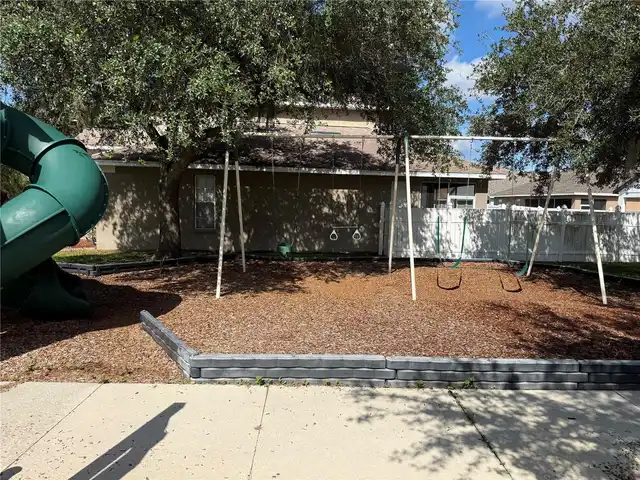 Listing Photo 44