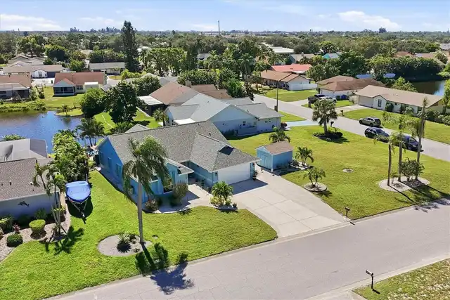 Listing Photo 8