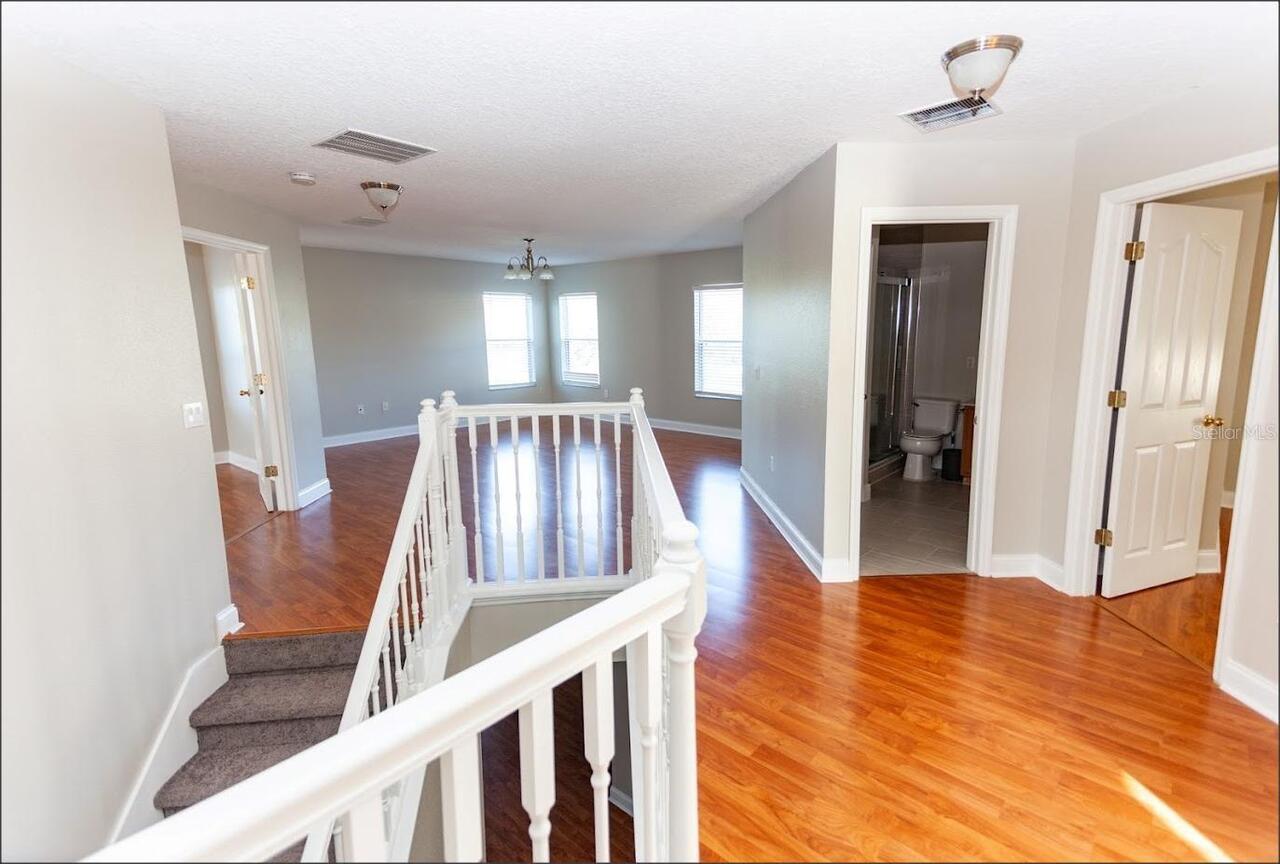 Listing Photo 14