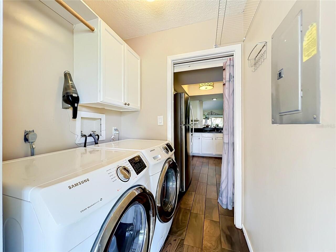 Listing Photo 12