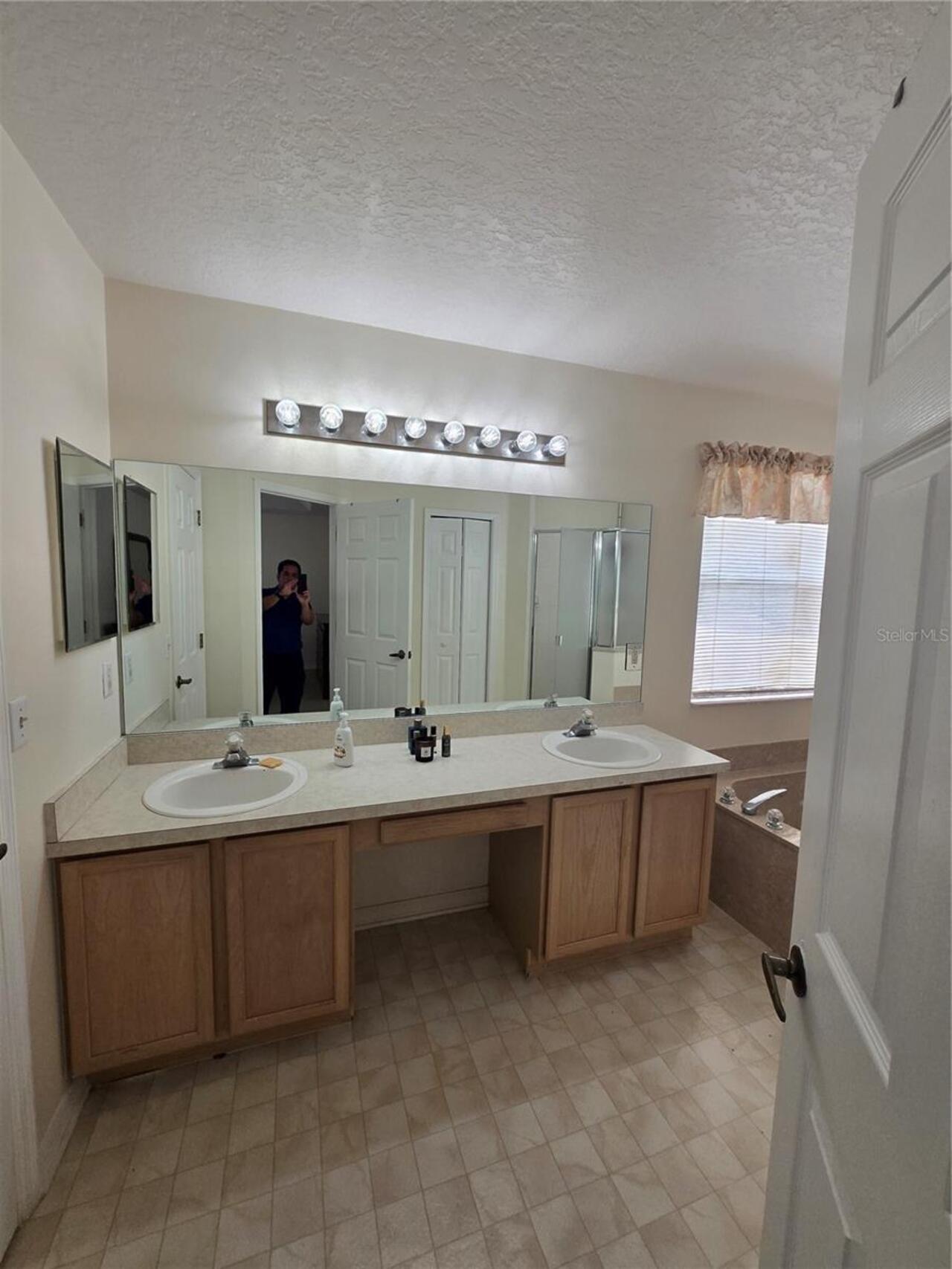 Listing Photo 33