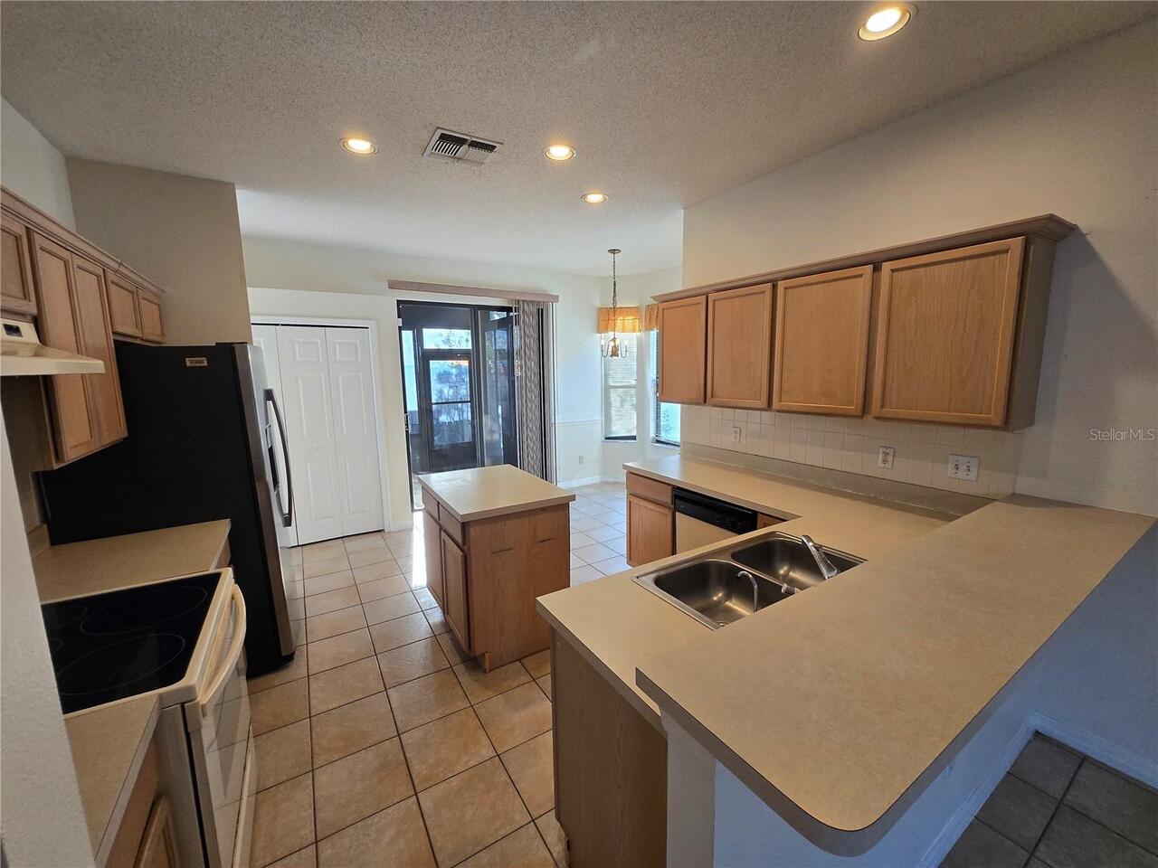Listing Photo 16