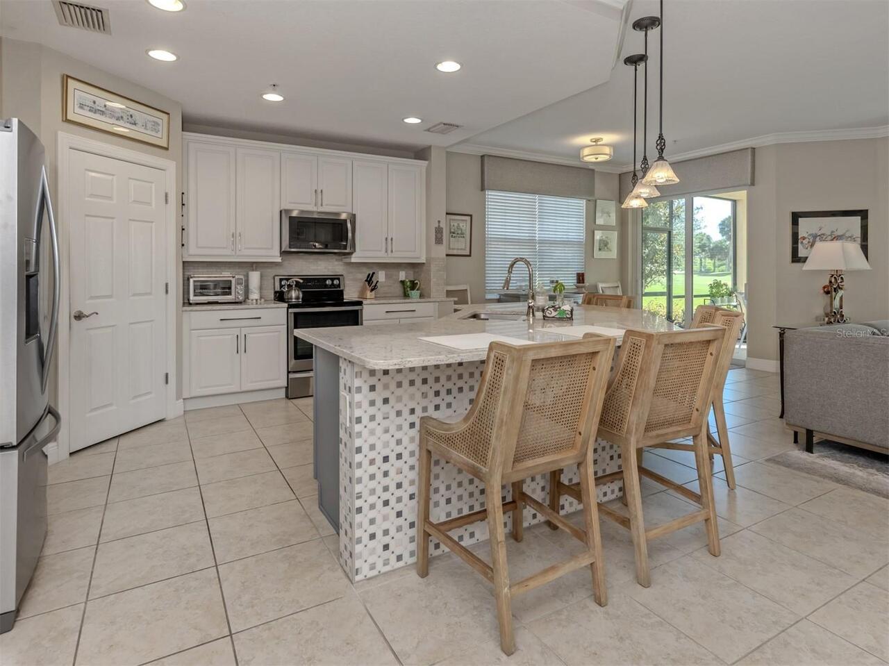 Listing Photo 15