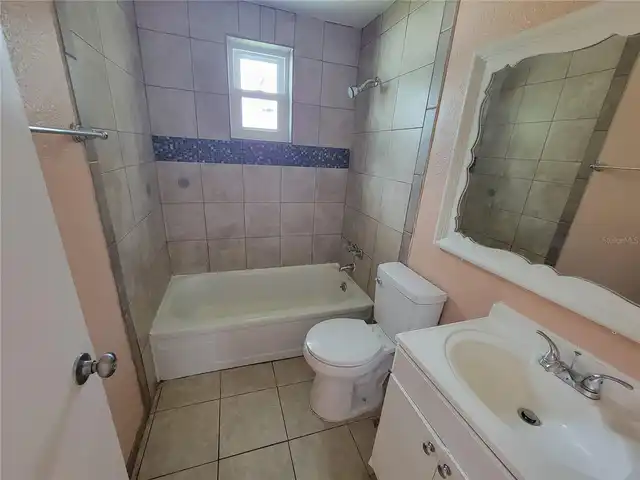 Listing Photo 7