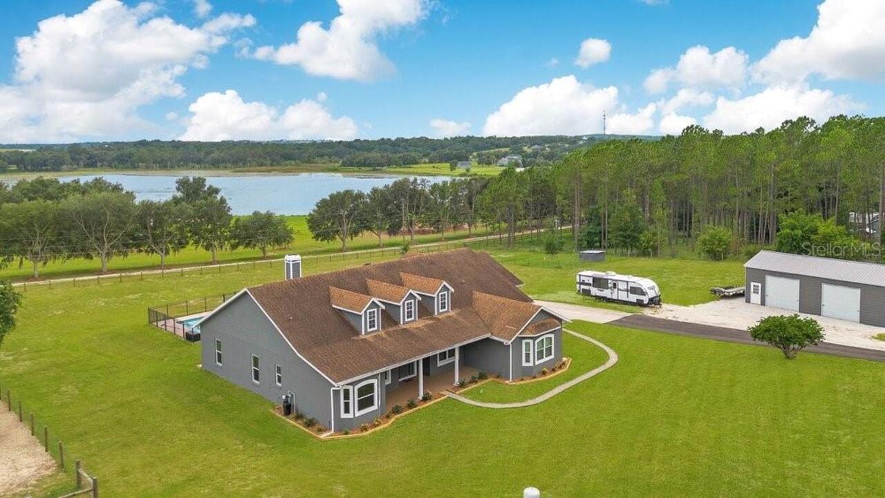 4BR, Home, 3BA, $1,100,000
Read More