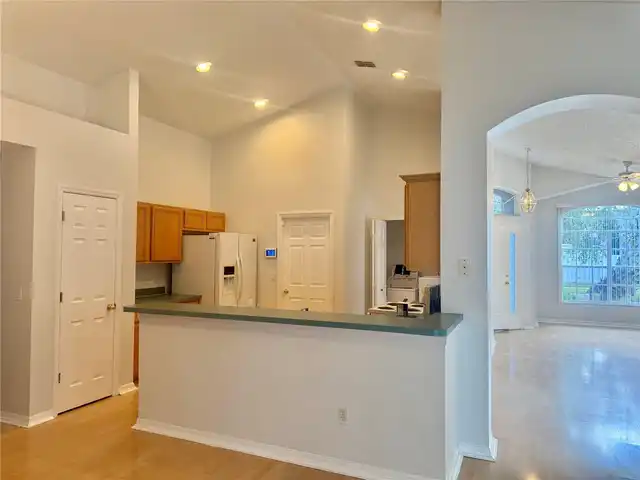 Listing Photo 14