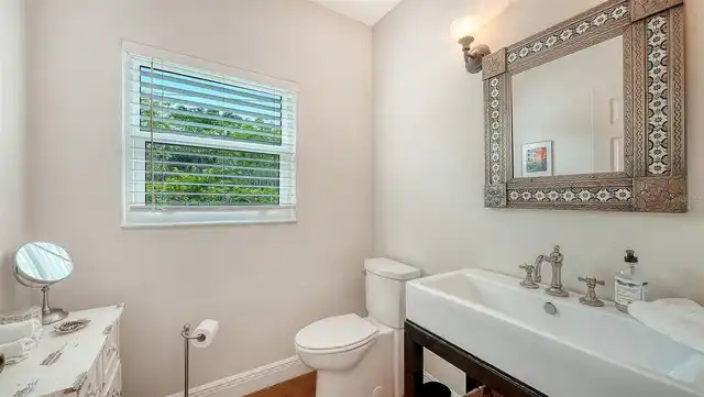 Listing Photo 17