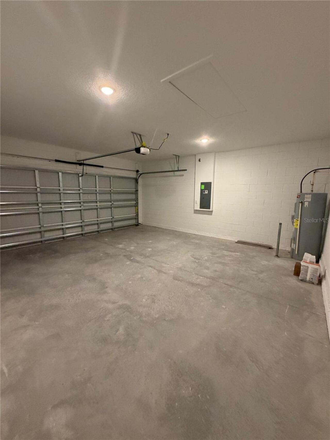 Listing Photo 10