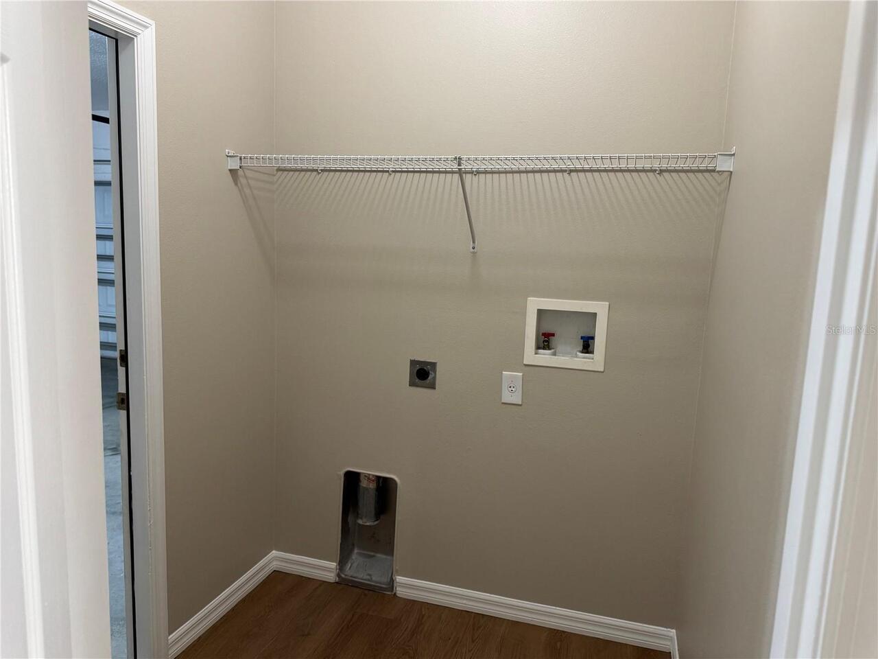 Listing Photo 8