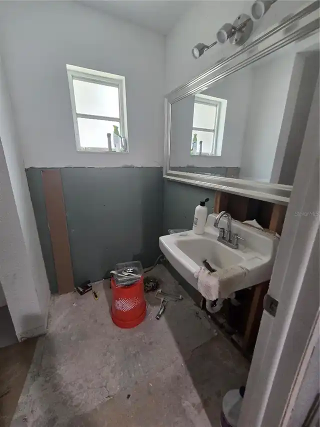 Listing Photo 15
