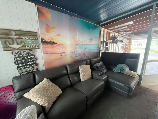 Listing Photo 38