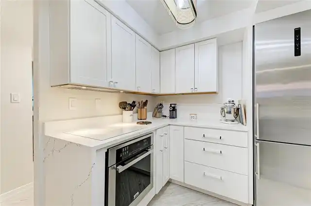 Listing Photo 9