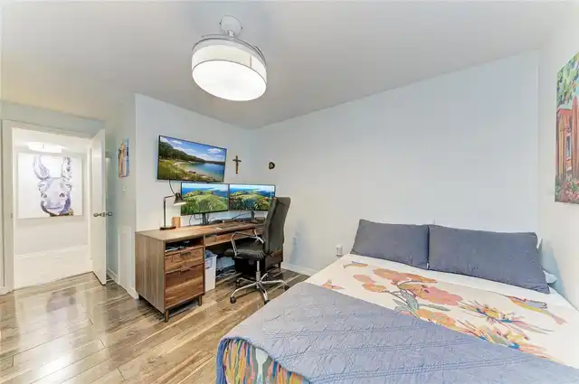 Listing Photo 18