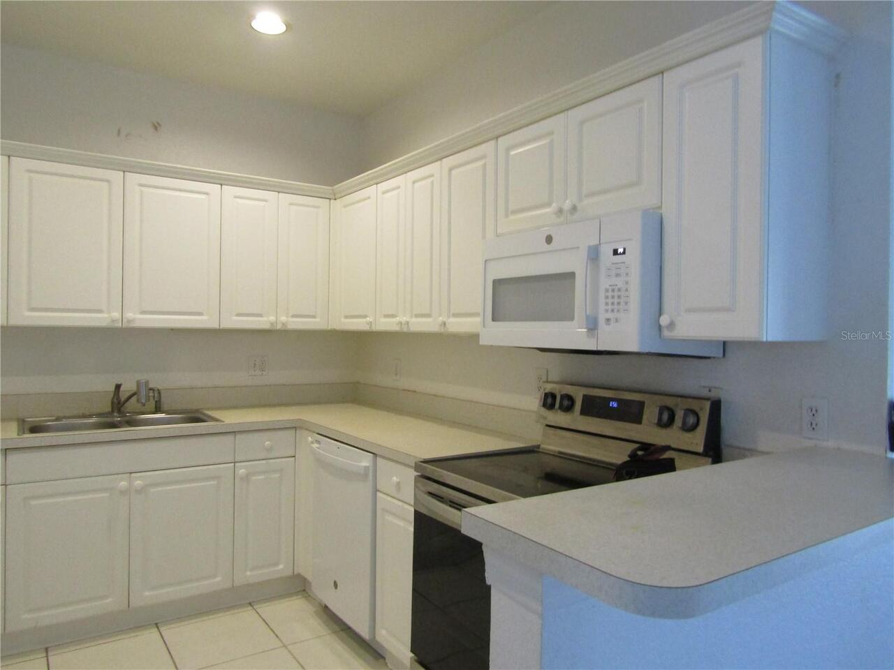 Listing Photo 9