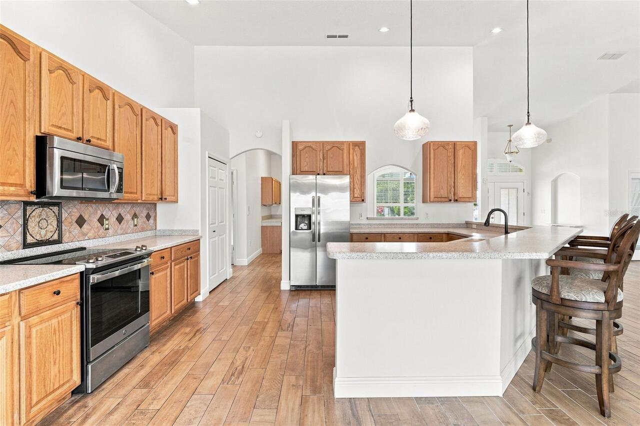 Listing Photo 11