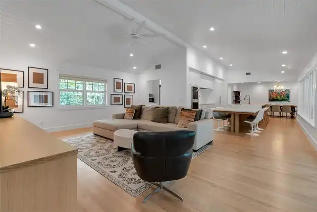 Listing Photo 19