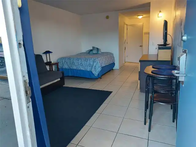 Listing Photo 17