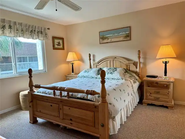 Listing Photo 15