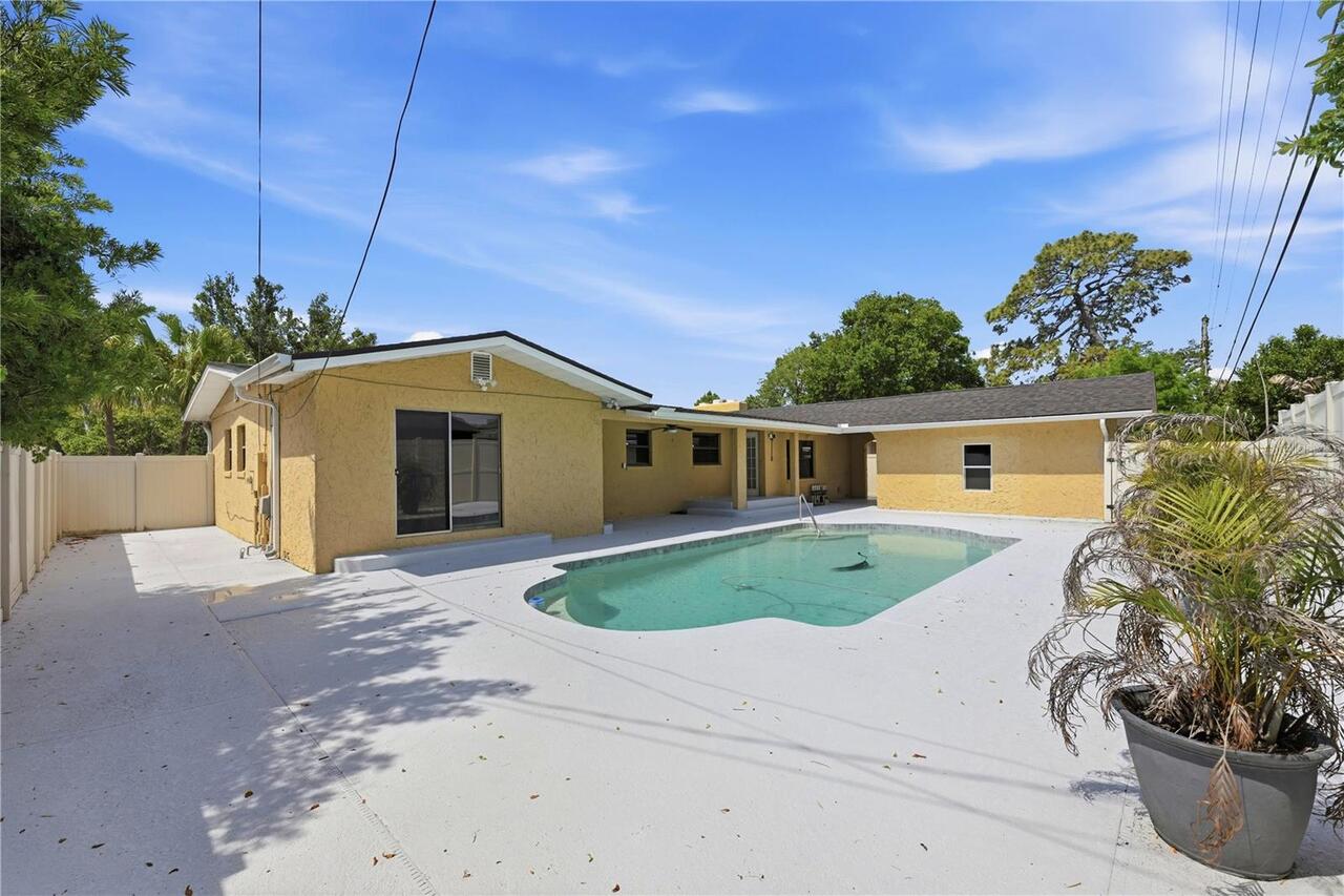 Listing Photo 32