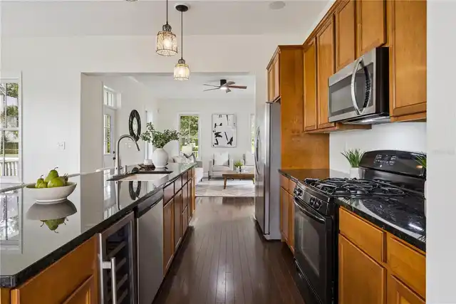 Listing Photo 19