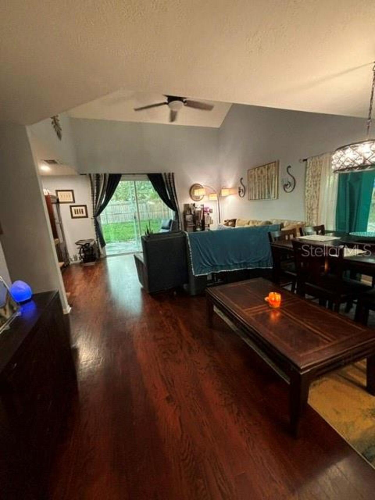 Listing Photo 12