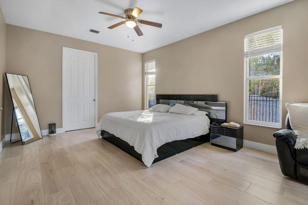 Listing Photo 21