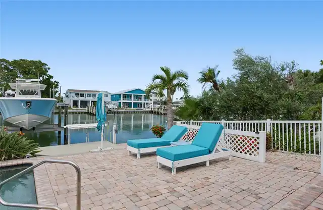 Listing Photo 18