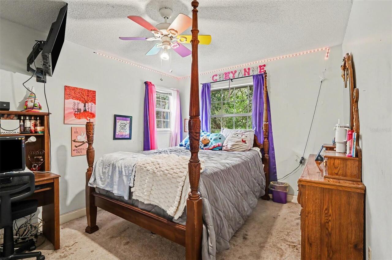Listing Photo 14
