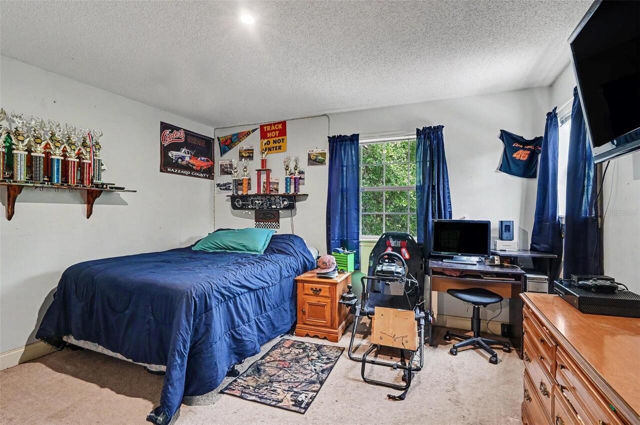 Listing Photo 18