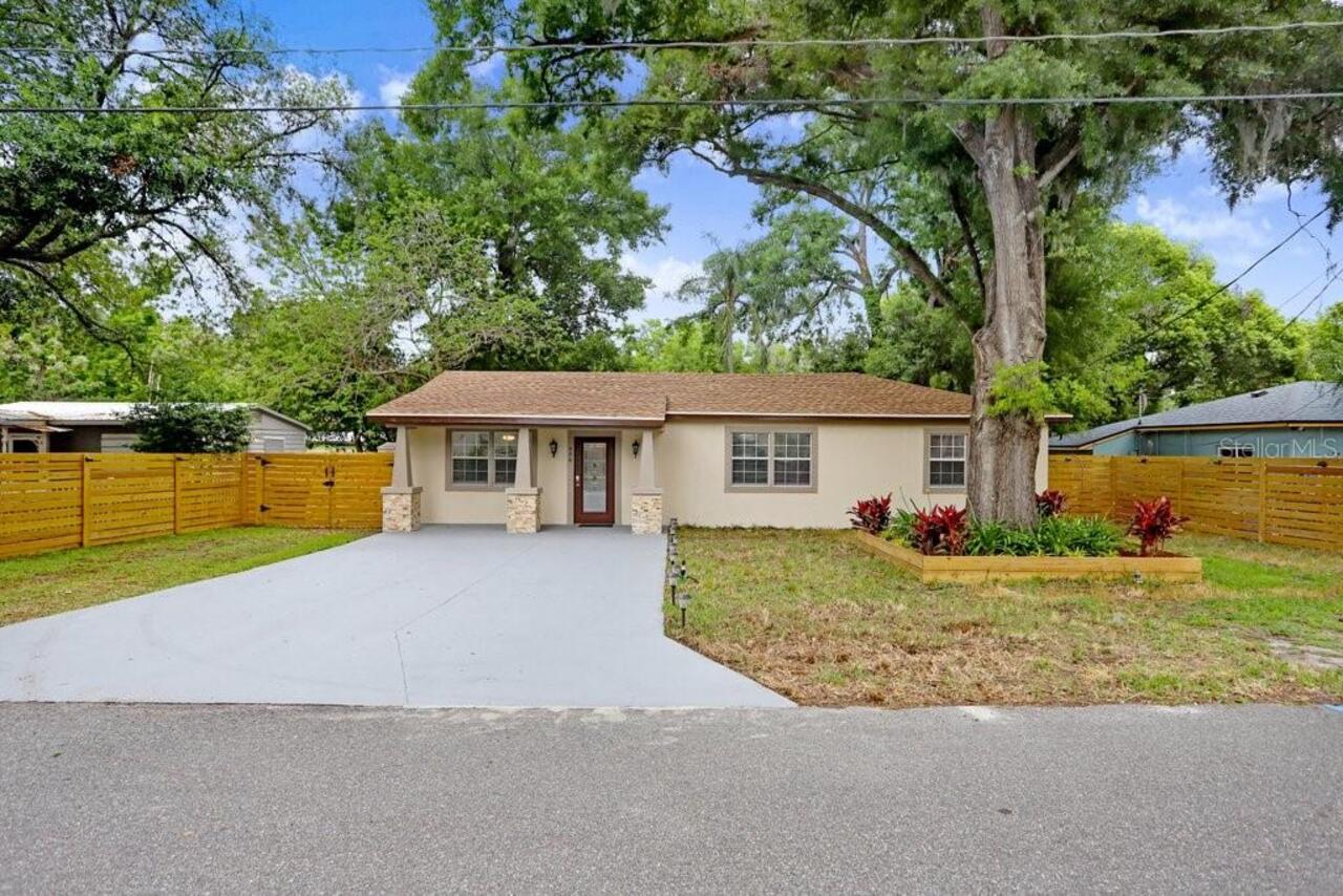 Listing Photo 10