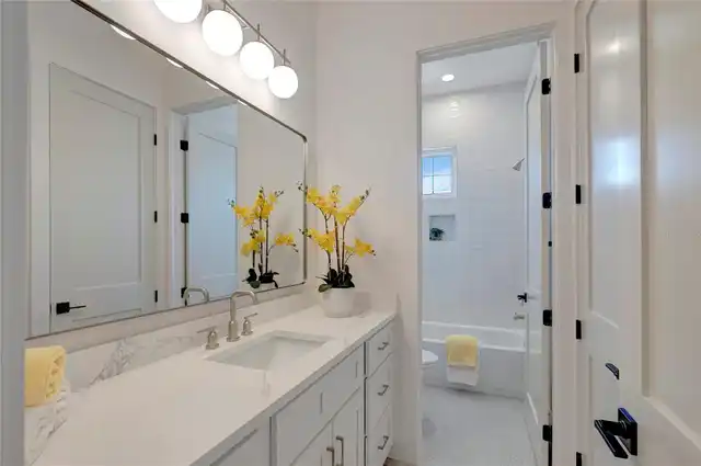 Listing Photo 41