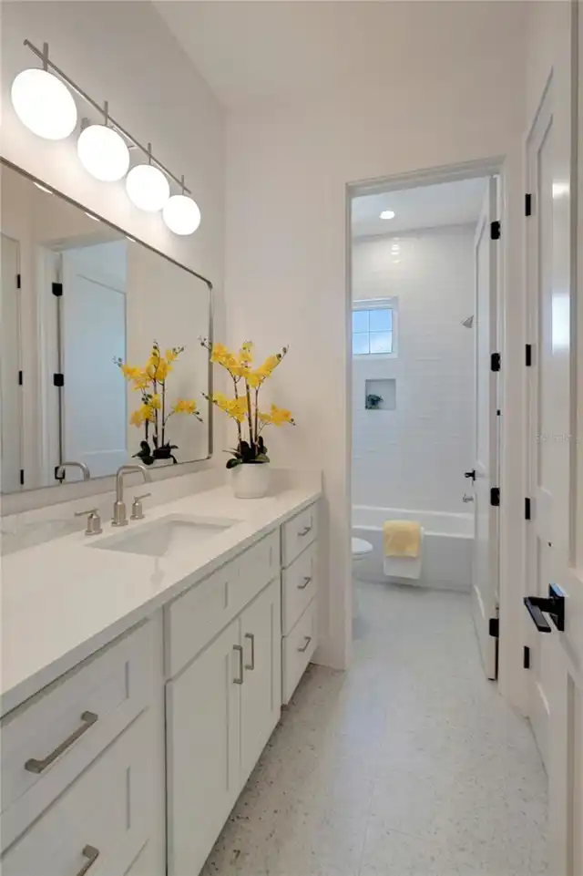 Listing Photo 42